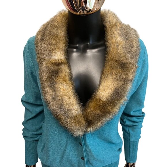 Cabi Teal Faux Fur Removable Collar Cardigan Sweater Button Front 3018 Medium - Picture 5 of 11